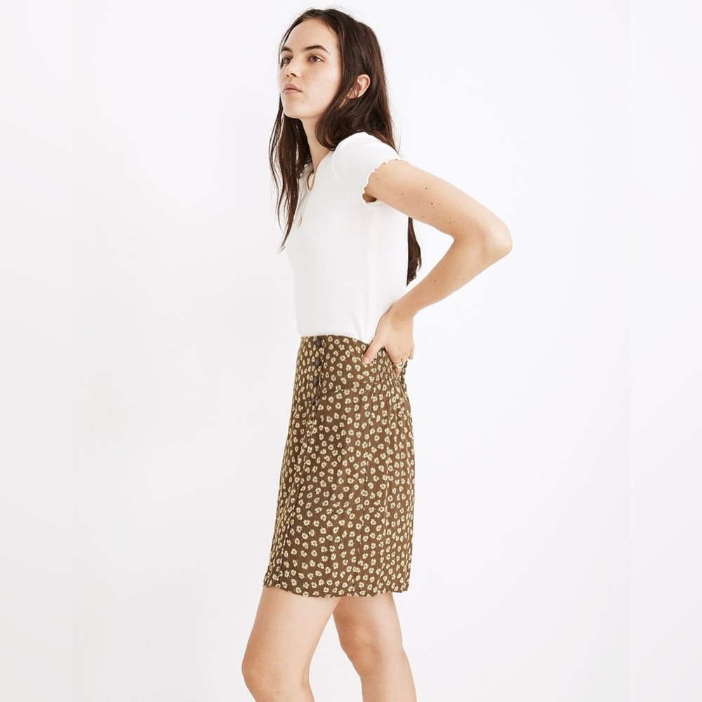 Madewell NWOT Piped Mini Skirt in Woodcut Flowers Size S